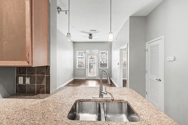 3000 Vanderbilt Pl Apt 108, Nashville, TN 37212