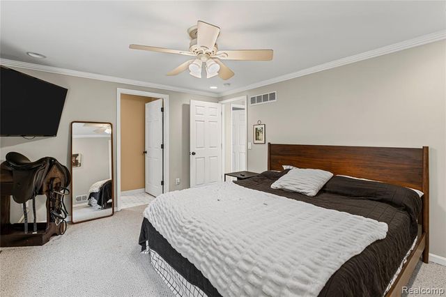 2948 Newberry Road, Waterford, MI 48329