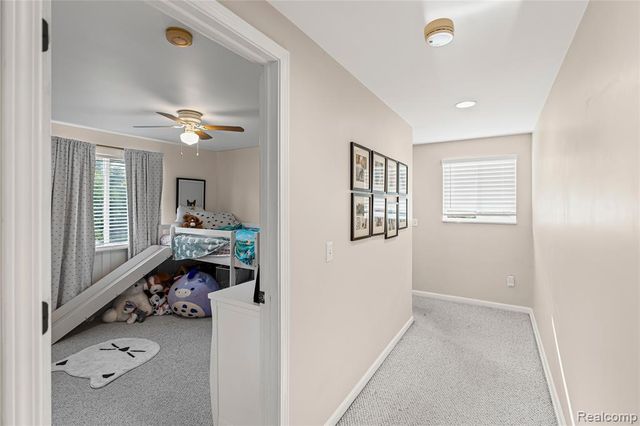 2948 Newberry Road, Waterford, MI 48329