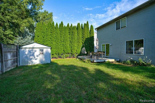 2948 Newberry Road, Waterford, MI 48329