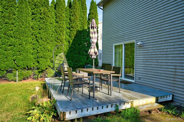 2948 Newberry Road, Waterford, MI 48329