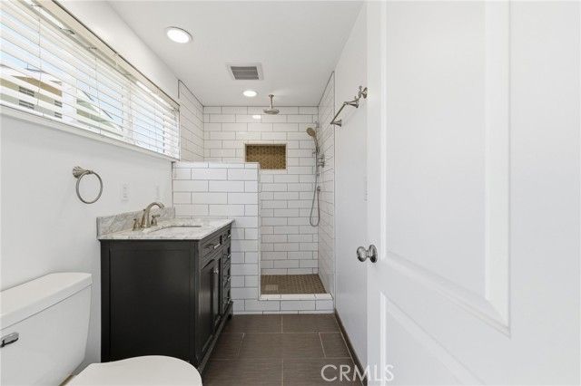 1300 Bluebell, Oxnard, CA 93036