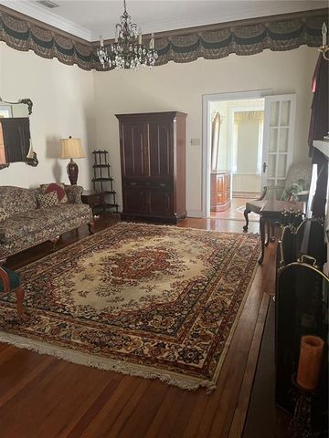 3210 W NORTH B STREET, Tampa, FL 33609