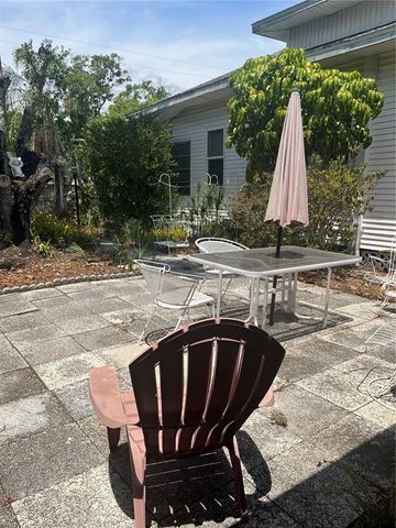 3210 W NORTH B STREET, Tampa, FL 33609