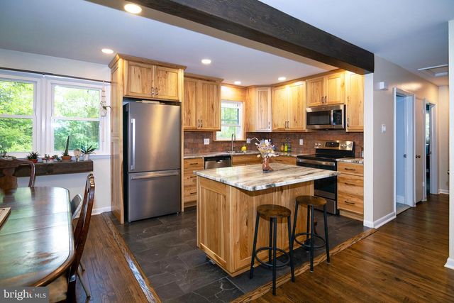 583 CENTERTON RD, Pittsgrove, NJ 08318