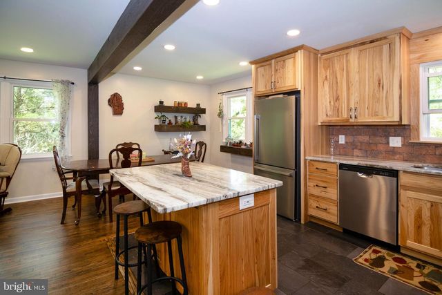 583 CENTERTON RD, Pittsgrove, NJ 08318