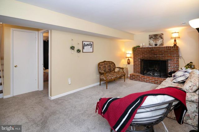 583 CENTERTON RD, Pittsgrove, NJ 08318