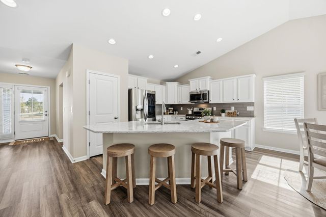 3725 Park Pointe Ave., Little River, SC 29566