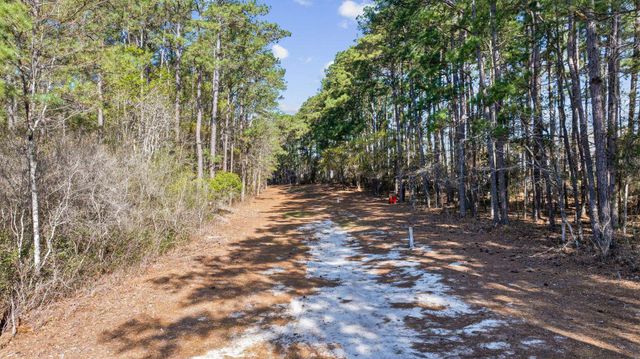 3725 Park Pointe Ave., Little River, SC 29566