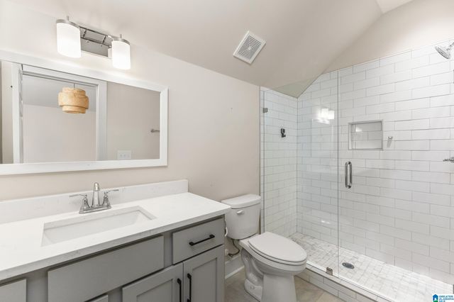 4522 VILLAGE GREEN WAY, Hoover, AL 35226