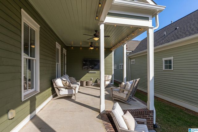 4522 VILLAGE GREEN WAY, Hoover, AL 35226
