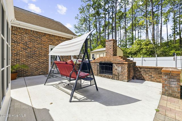 231 Berryknoll Drive NW, Calabash, NC 28467