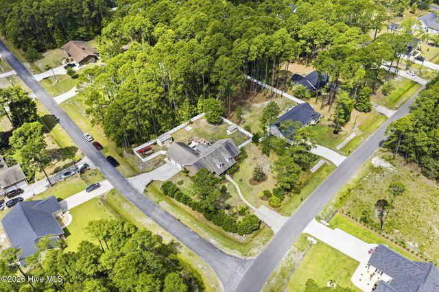 231 Berryknoll Drive NW, Calabash, NC 28467