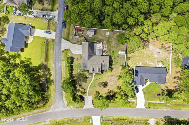 231 Berryknoll Drive NW, Calabash, NC 28467
