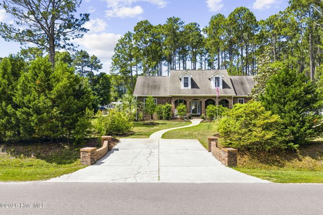 231 Berryknoll Drive NW, Calabash, NC 28467