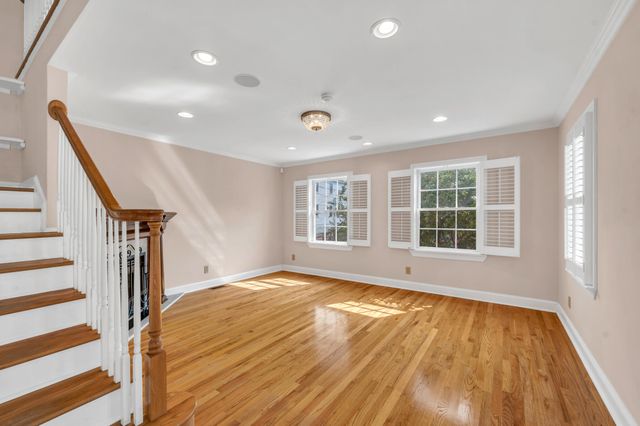 21 Aiken Street, Charleston, SC 29403