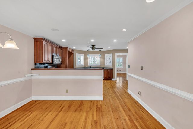 21 Aiken Street, Charleston, SC 29403