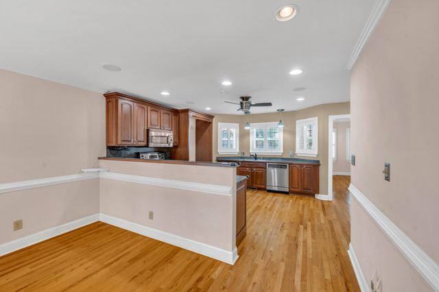 21 Aiken Street, Charleston, SC 29403