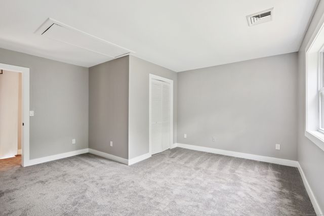 69 Punkup Road, Oxford, CT 06478