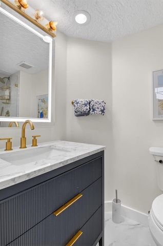 7455 Glendevon Lane 206, Delray Beach, FL 33446