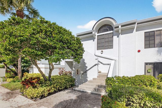 7455 Glendevon Lane 206, Delray Beach, FL 33446