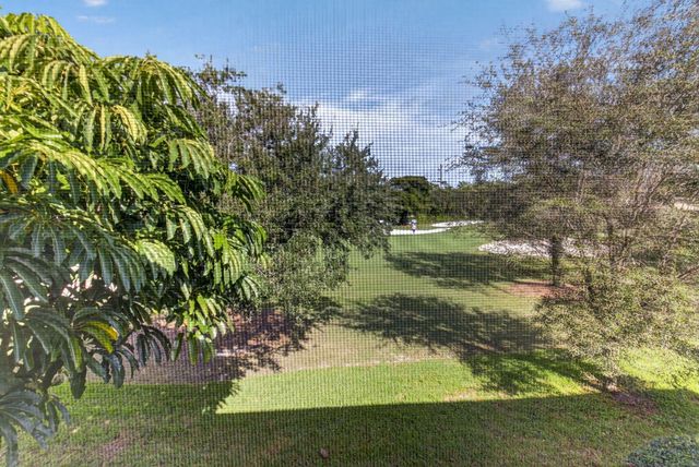 7455 Glendevon Lane 206, Delray Beach, FL 33446