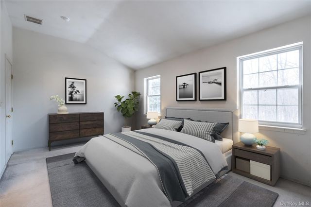 23 Alexander Drive, Washingtonville, NY 10992