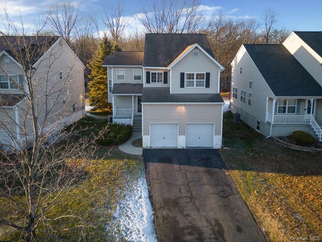 23 Alexander Drive, Washingtonville, NY 10992