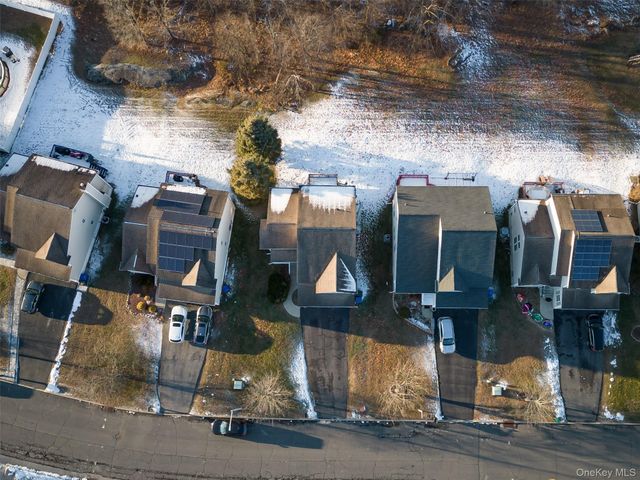 23 Alexander Drive, Washingtonville, NY 10992