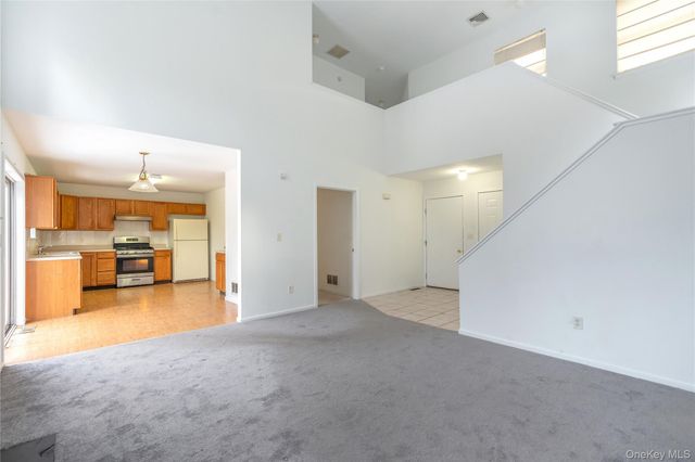 23 Alexander Drive, Washingtonville, NY 10992