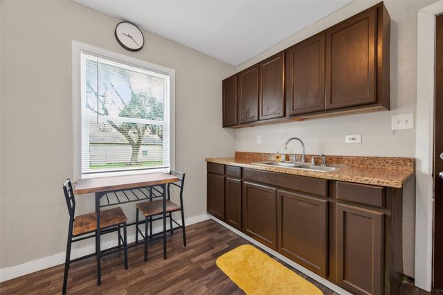 709 Center Street, Richmond, TX 77469