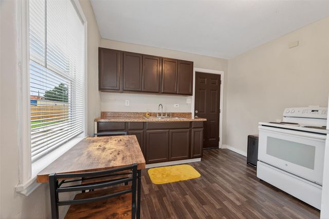 709 Center Street, Richmond, TX 77469