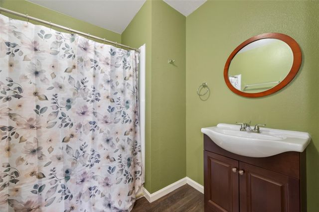 709 Center Street, Richmond, TX 77469