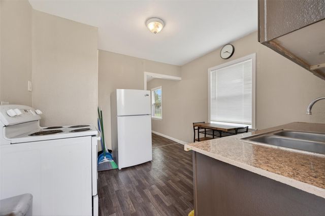 709 Center Street, Richmond, TX 77469