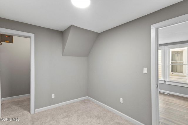1204 Navarre Avenue, Toledo, OH 43605