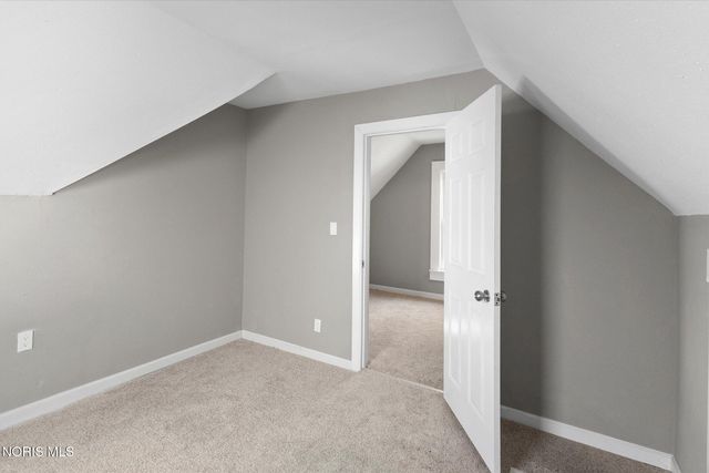 1204 Navarre Avenue, Toledo, OH 43605