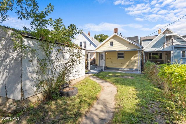 1204 Navarre Avenue, Toledo, OH 43605