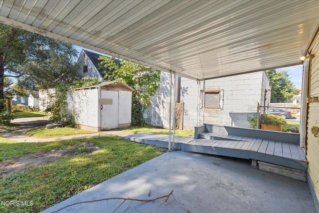 1204 Navarre Avenue, Toledo, OH 43605