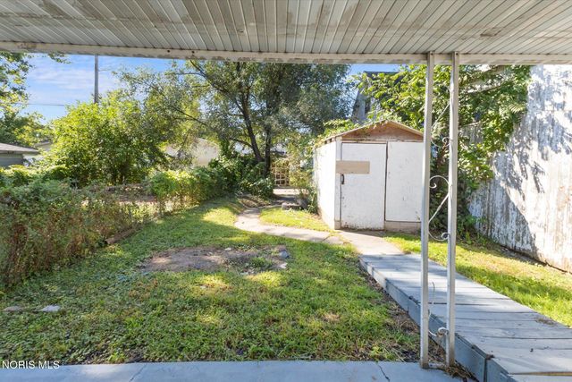 1204 Navarre Avenue, Toledo, OH 43605