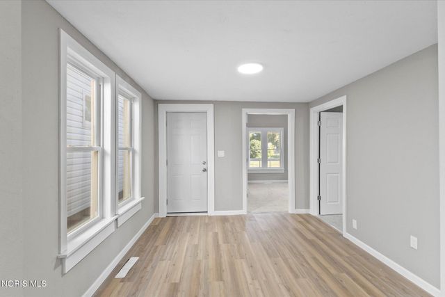 1204 Navarre Avenue, Toledo, OH 43605