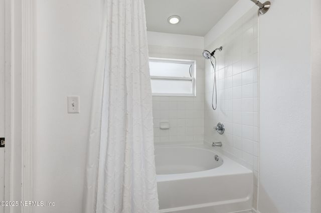 131 N TWIN MAPLE Road, St. Augustine, FL 32084