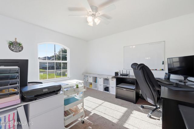 131 N TWIN MAPLE Road, St. Augustine, FL 32084