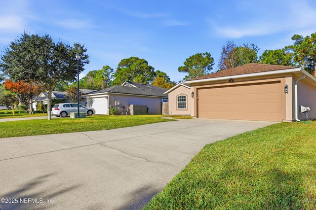 131 N TWIN MAPLE Road, St. Augustine, FL 32084