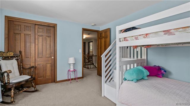55 Tanglewood Drive West, Orchard Park, NY 14127