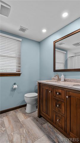 55 Tanglewood Drive West, Orchard Park, NY 14127