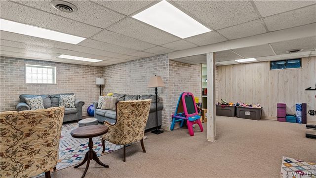 55 Tanglewood Drive West, Orchard Park, NY 14127