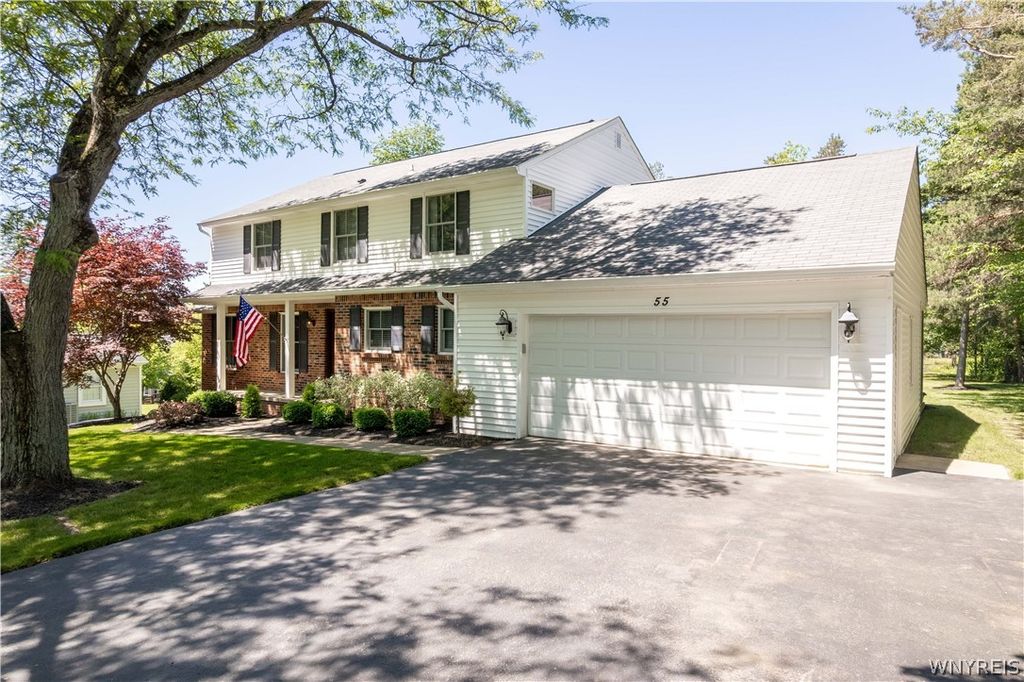 55 Tanglewood Drive West, Orchard Park, NY 14127