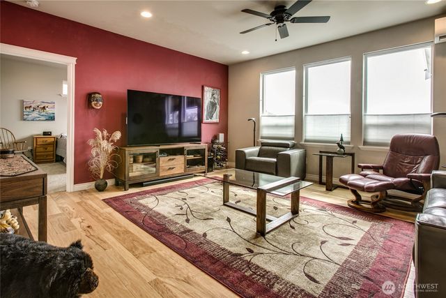 822 Blackwood Court, Bellingham, WA 98226