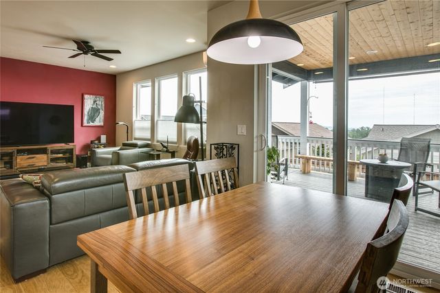 822 Blackwood Court, Bellingham, WA 98226