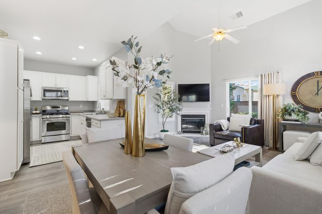 750 Shasta Oaks Ct., Roseville, CA 95678